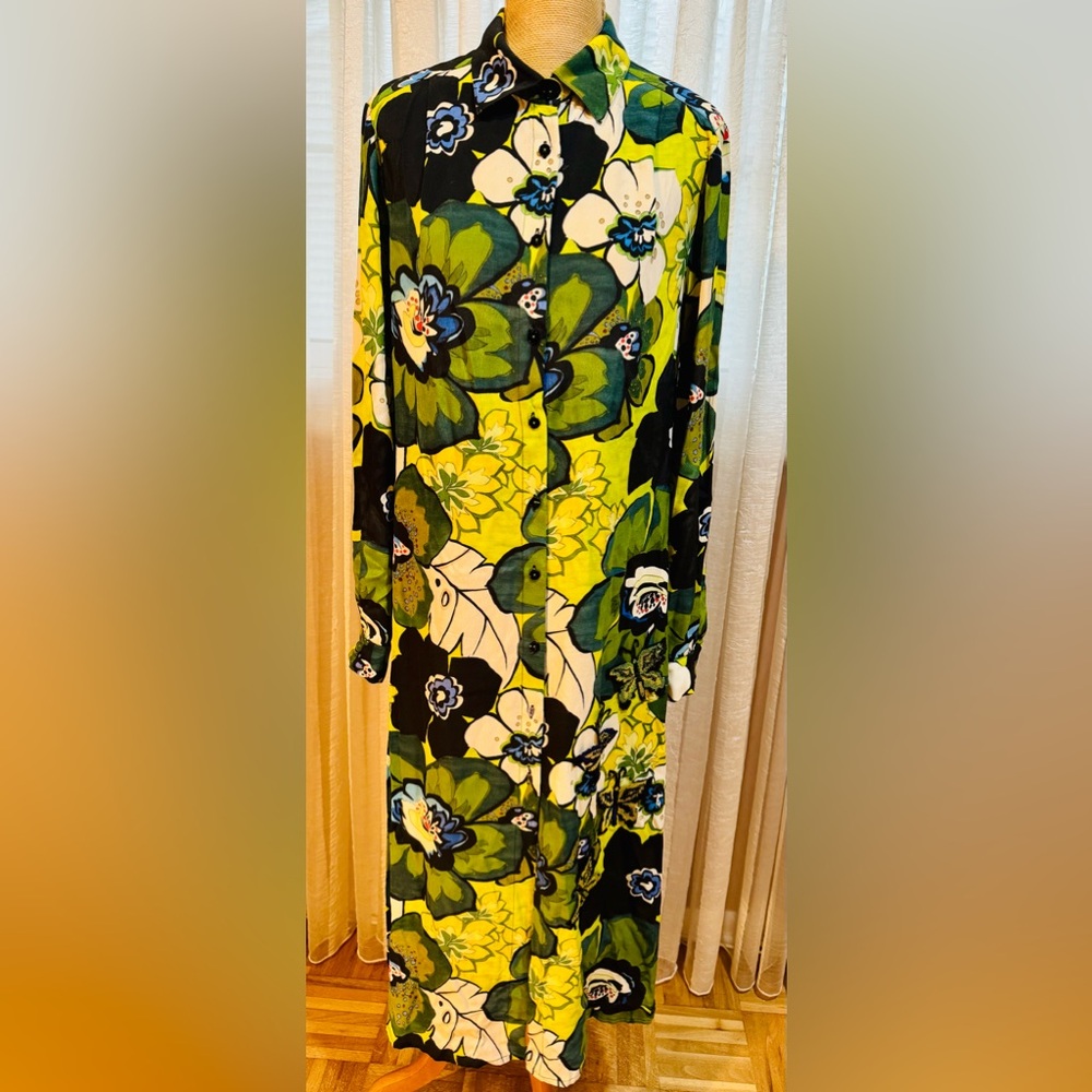 Floral Green Black and Black Women's Dress, front buttons, size Medium